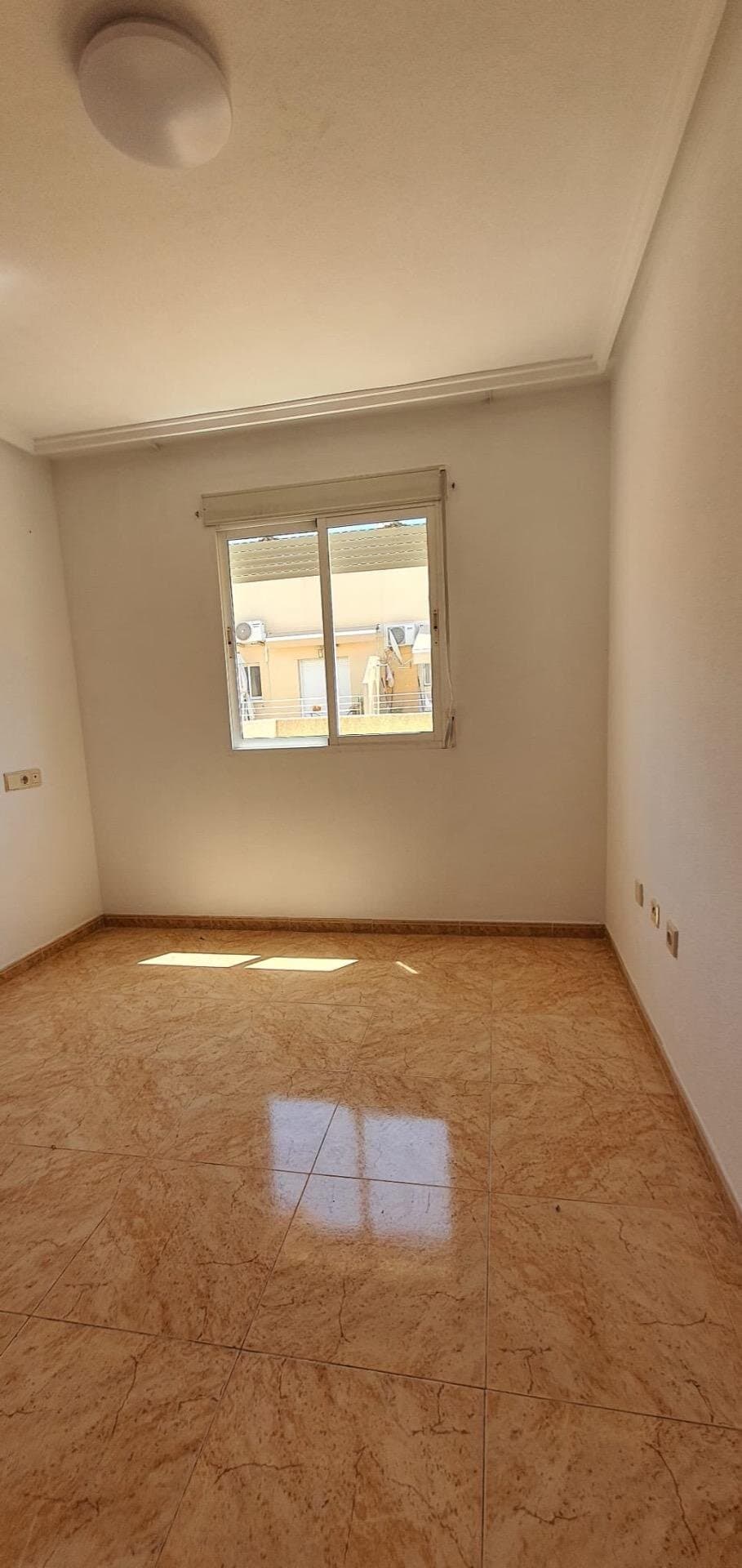 2-Bedroom Penthouse in Centro, Torrevieja - 8