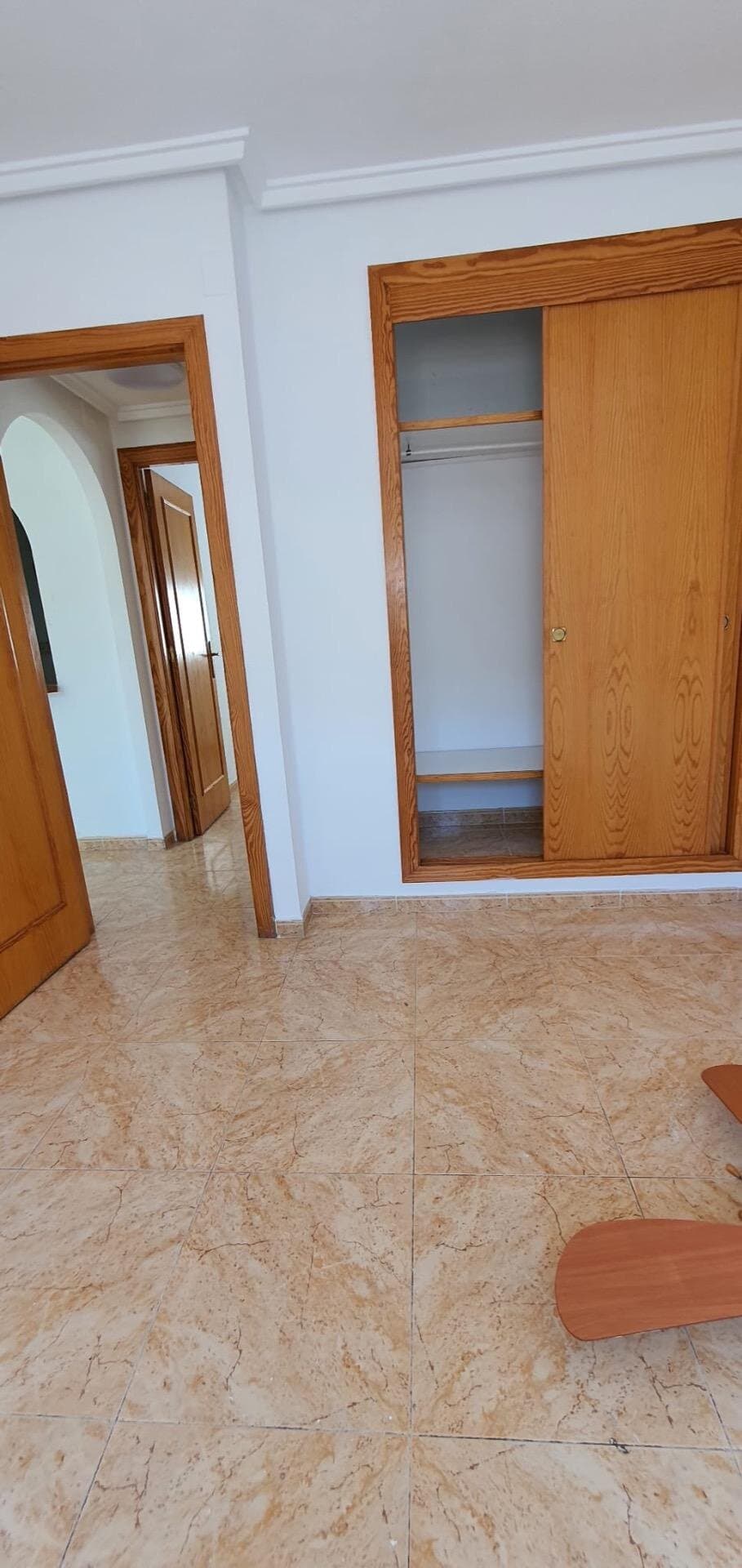 2-Bedroom Penthouse in Centro, Torrevieja - 9