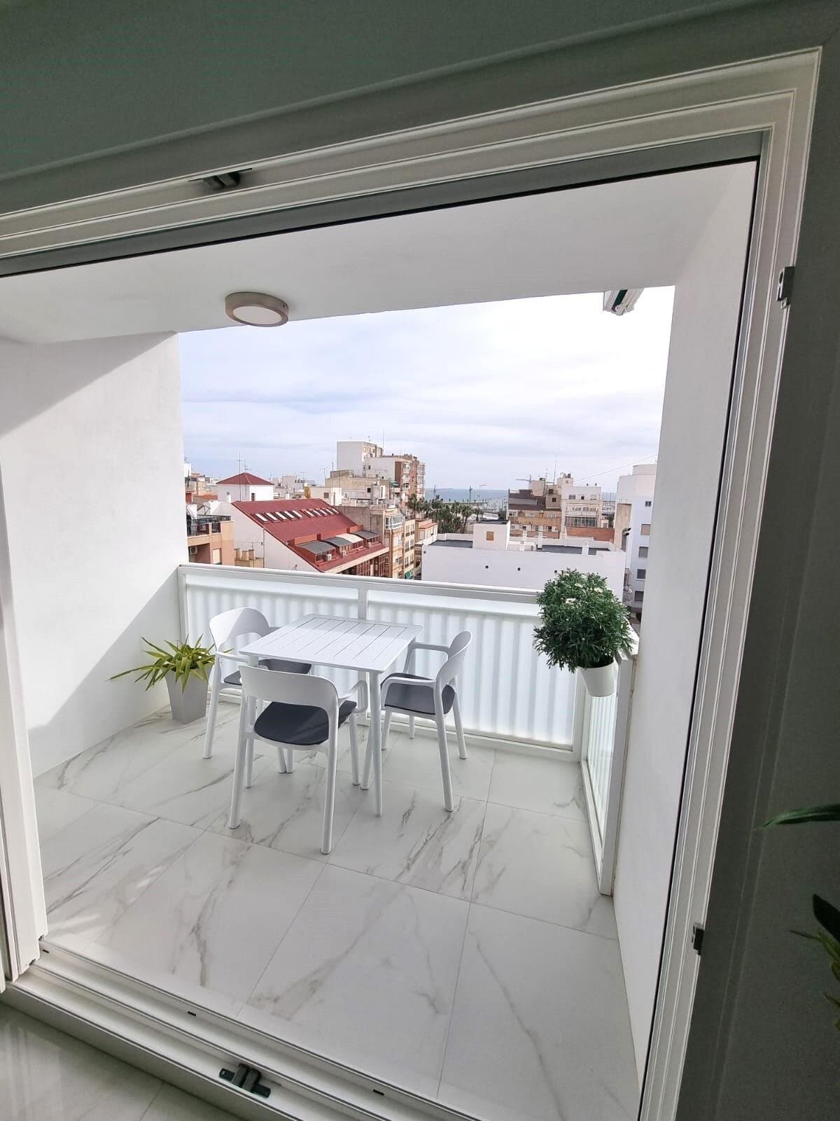 2-Bedroom Apartment in Torrevieja - 20