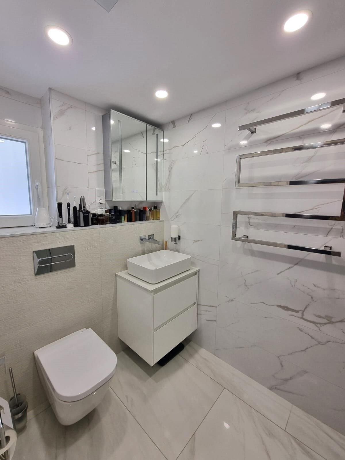 2-Bedroom Apartment in Torrevieja - 9