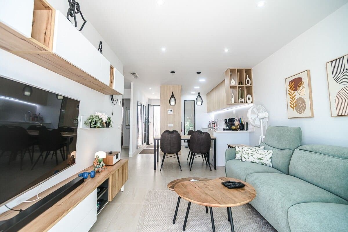 3-Bedroom Apartment in Lago Jardin, Torrevieja - 10
