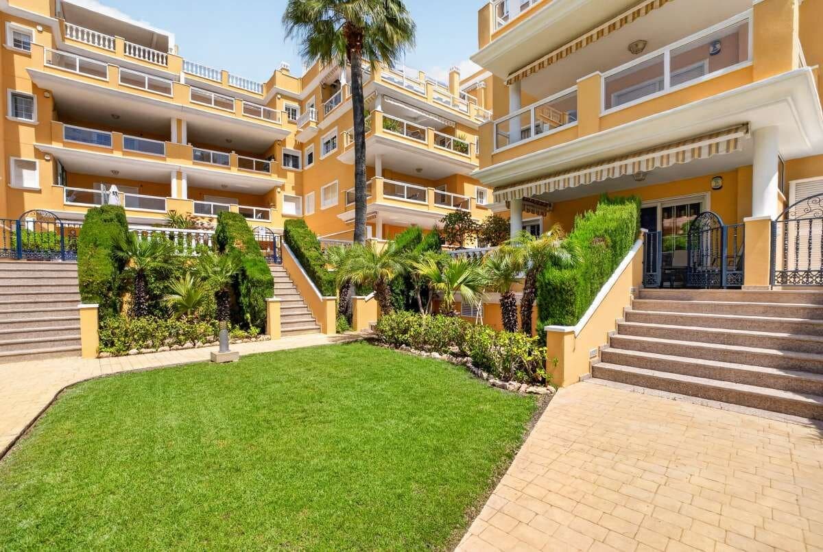 Apartamento de 2 Dormitorios en Cabo Roig, Orihuela Costa - 4