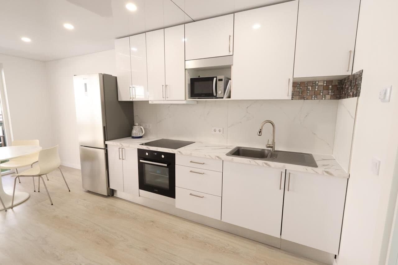 3-Bedroom Apartment in Centro, Torrevieja - 3
