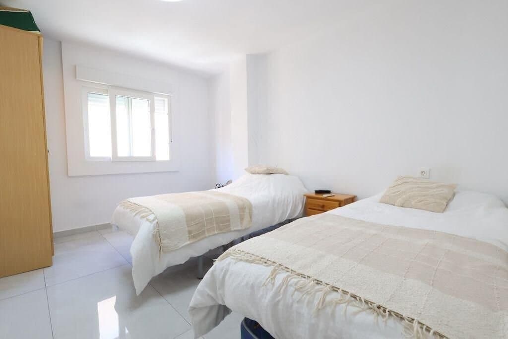 3-Bedroom Apartment in Centro, Torrevieja - 9