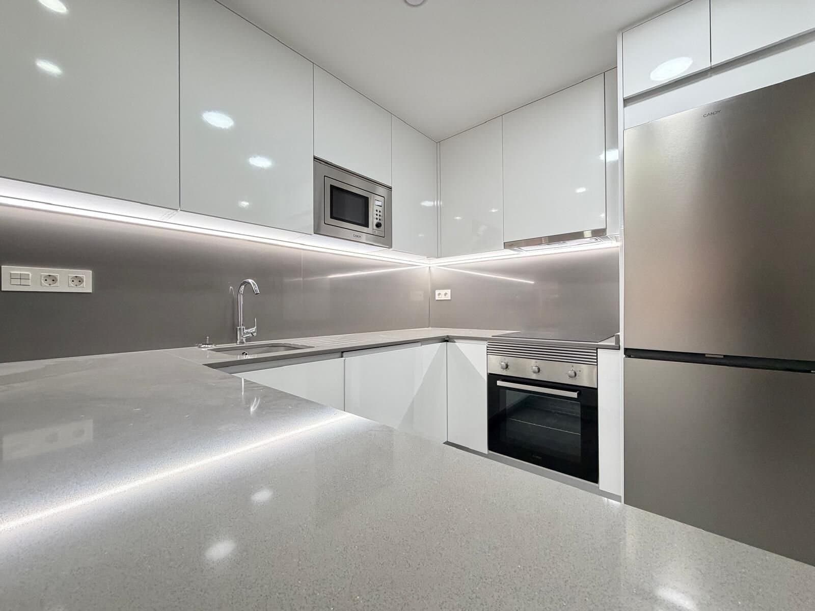 3-Bedroom Apartment in Estacion de Autobuses, Torrevieja - 19