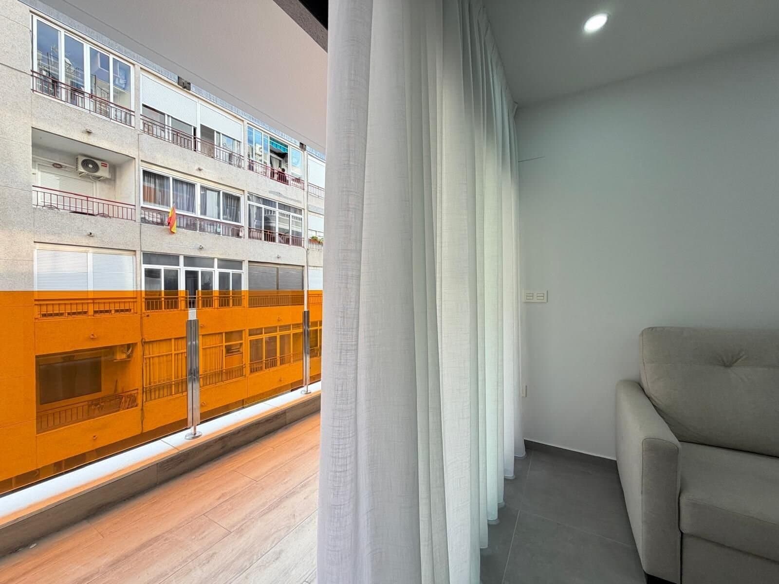 3-Bedroom Apartment in Estacion de Autobuses, Torrevieja - 29