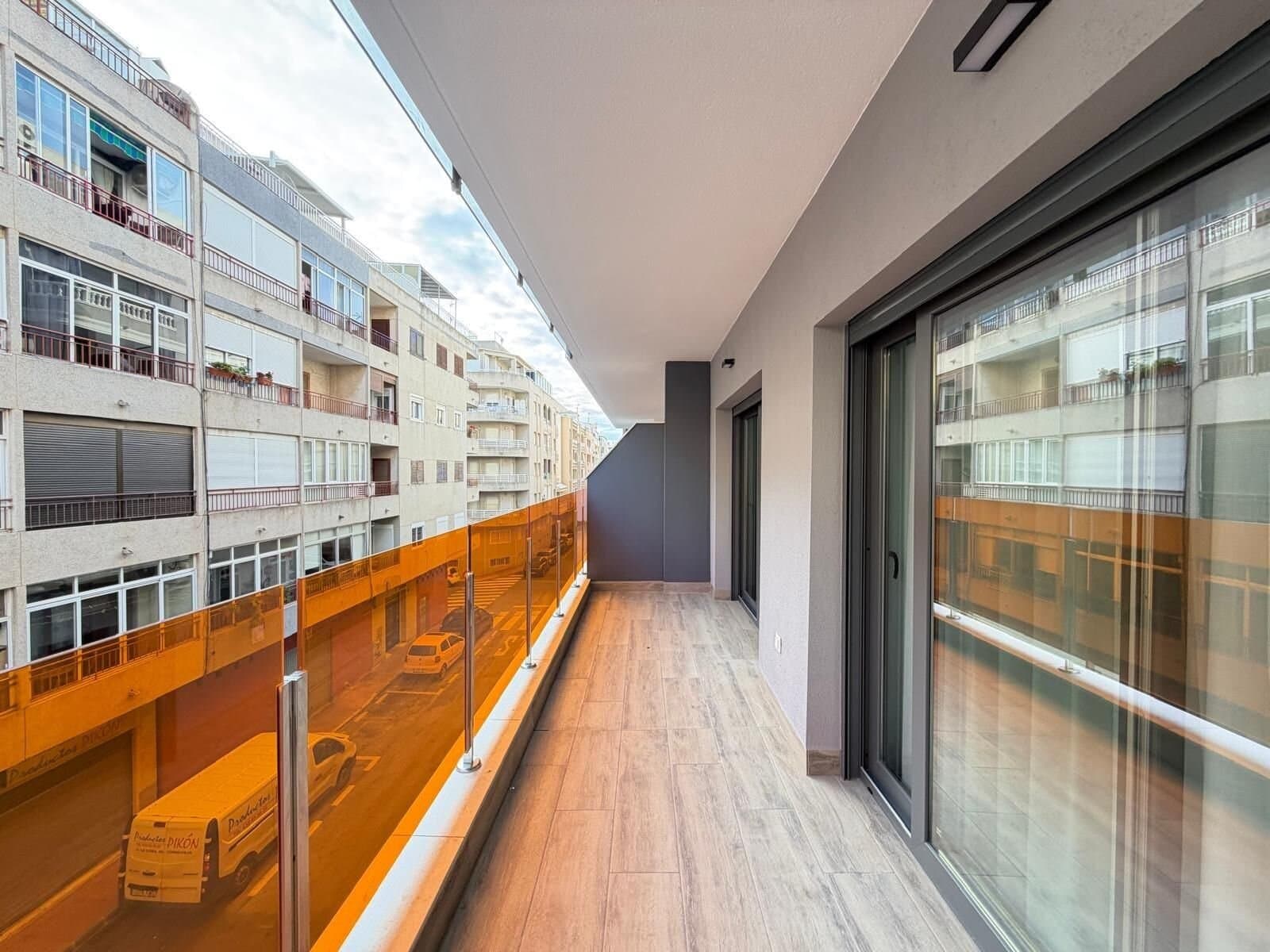 3-Bedroom Apartment in Estacion de Autobuses, Torrevieja - 31