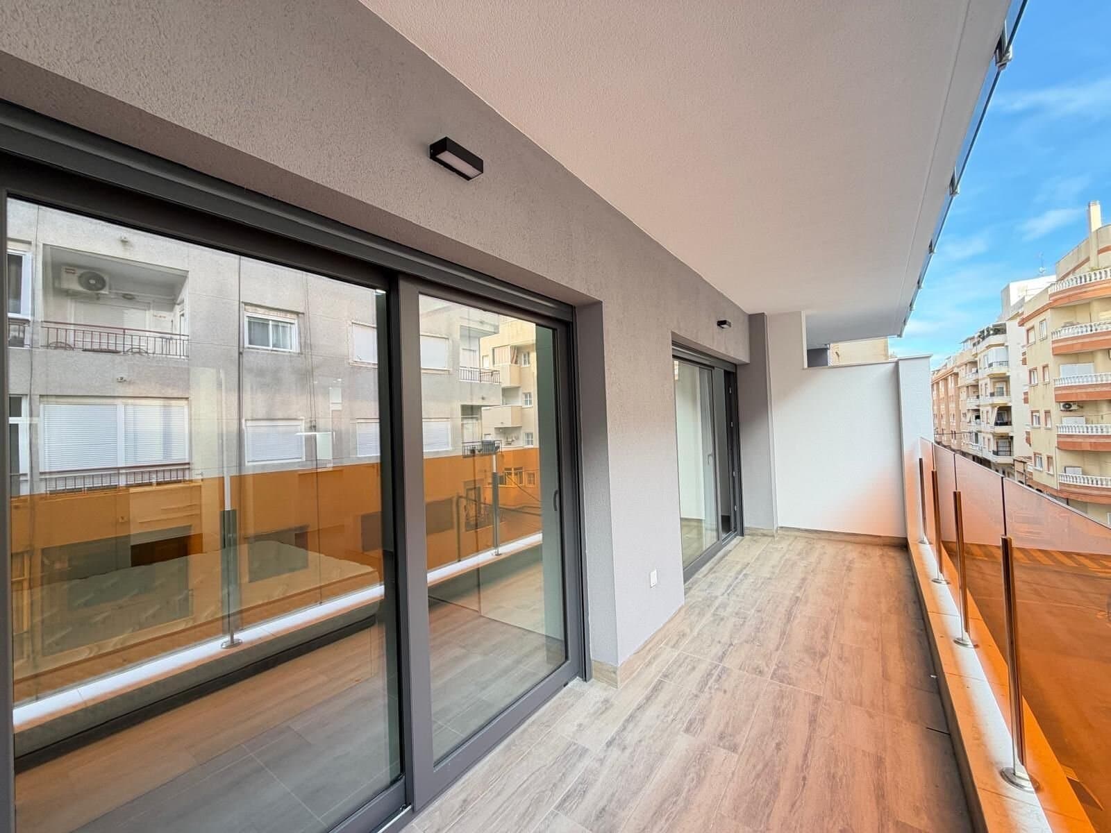 3-Bedroom Apartment in Estacion de Autobuses, Torrevieja - 32