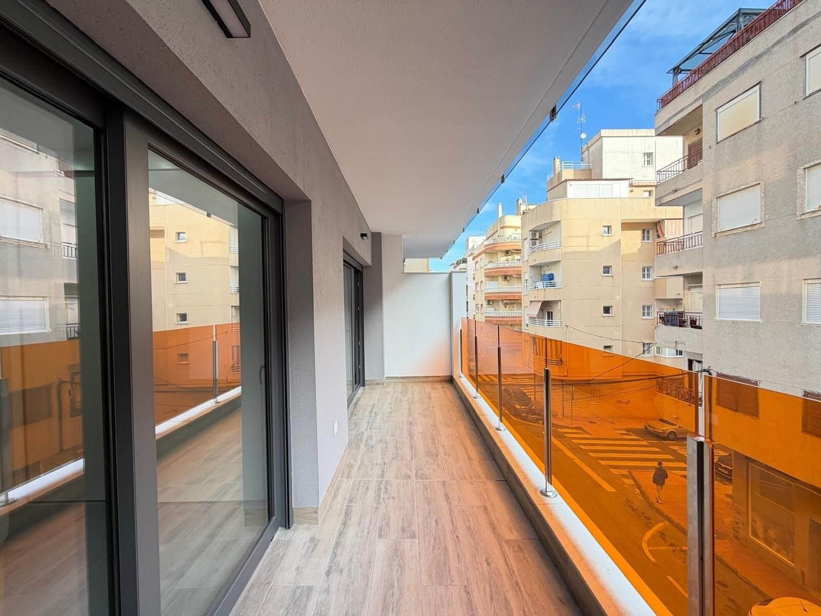 3-Bedroom Apartment in Estacion de Autobuses, Torrevieja - 33