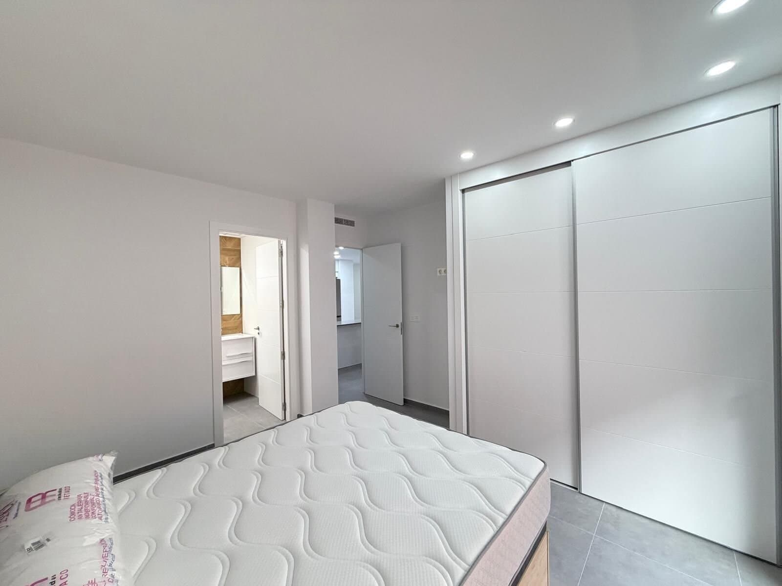 3-Bedroom Apartment in Estacion de Autobuses, Torrevieja - 40