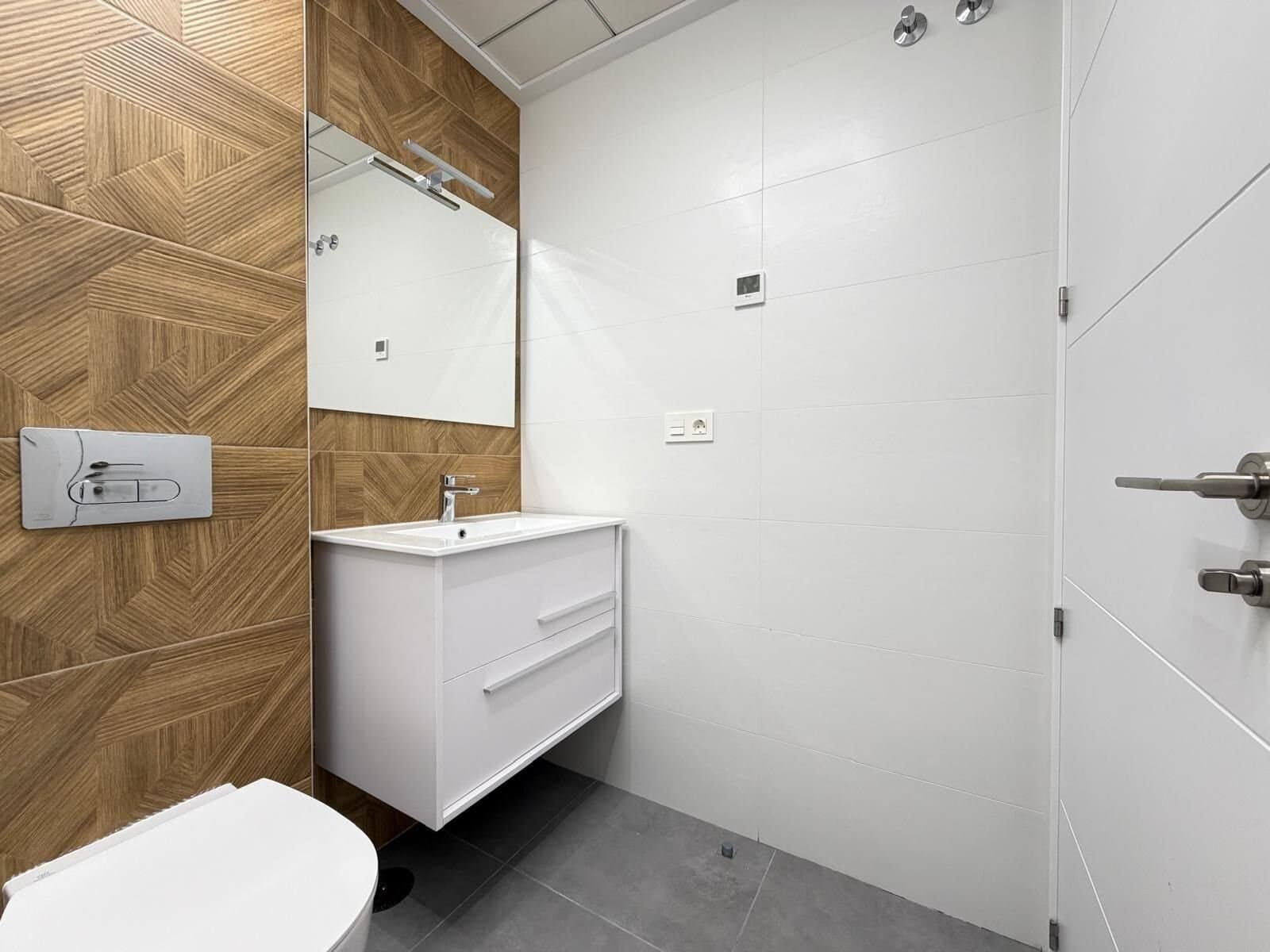 3-Bedroom Apartment in Estacion de Autobuses, Torrevieja - 46