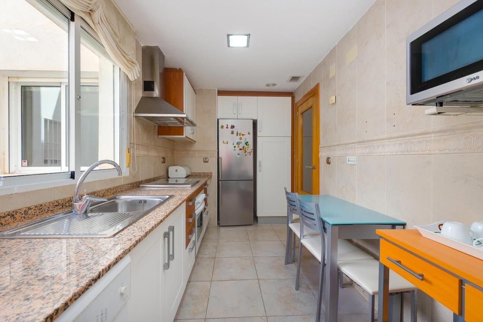 3-Bedroom Penthouse in Torrevieja, Torrevieja - 11