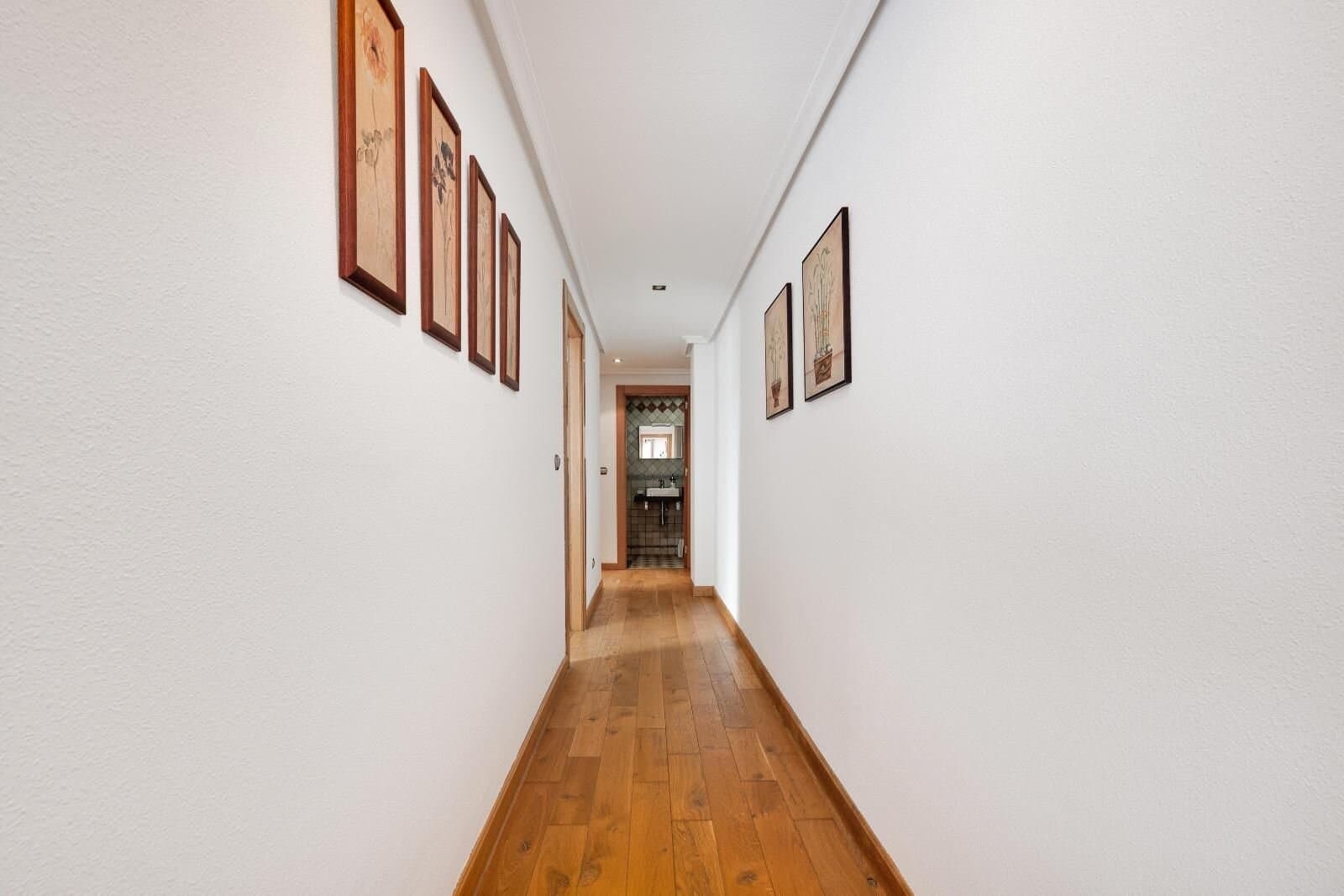 3-Bedroom Penthouse in Torrevieja, Torrevieja - 12