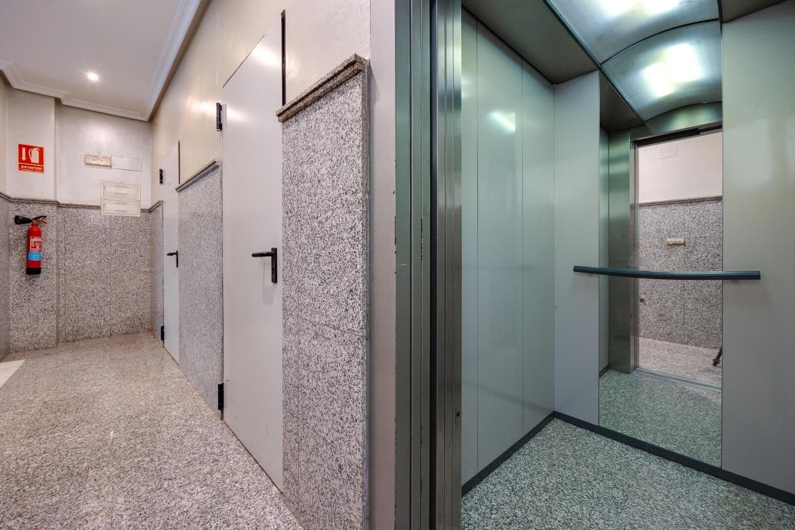 3-Bedroom Penthouse in Torrevieja, Torrevieja - 22