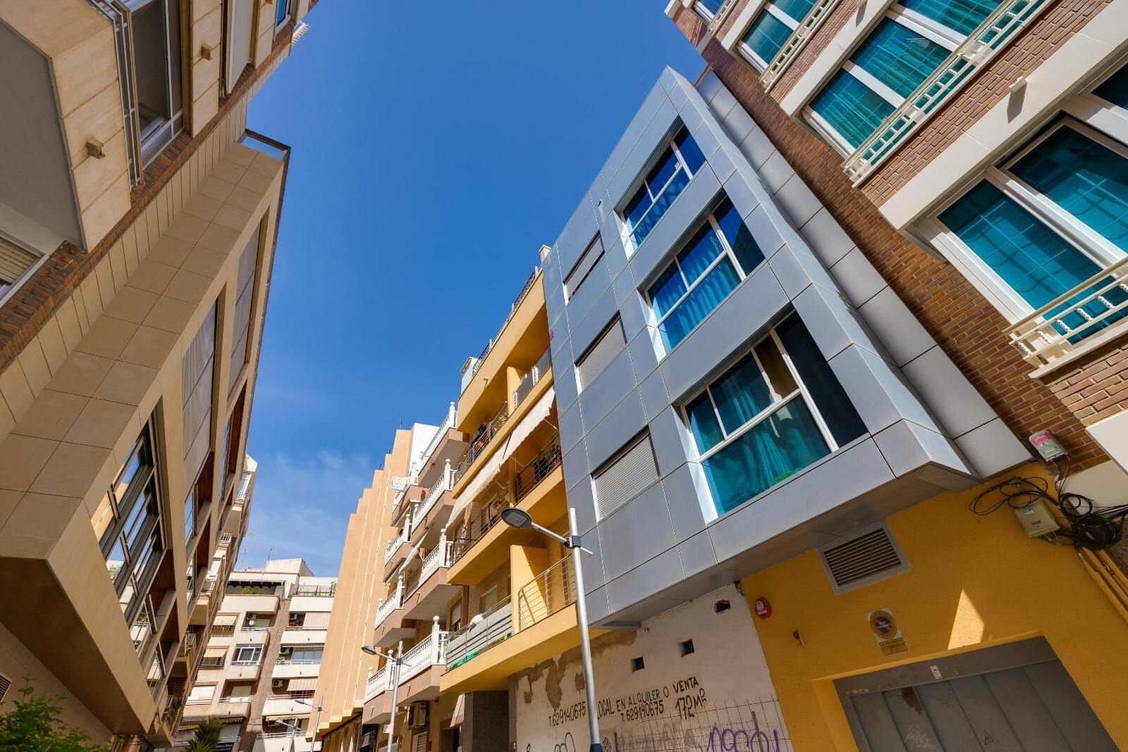3-Bedroom Penthouse in Torrevieja, Torrevieja - 28