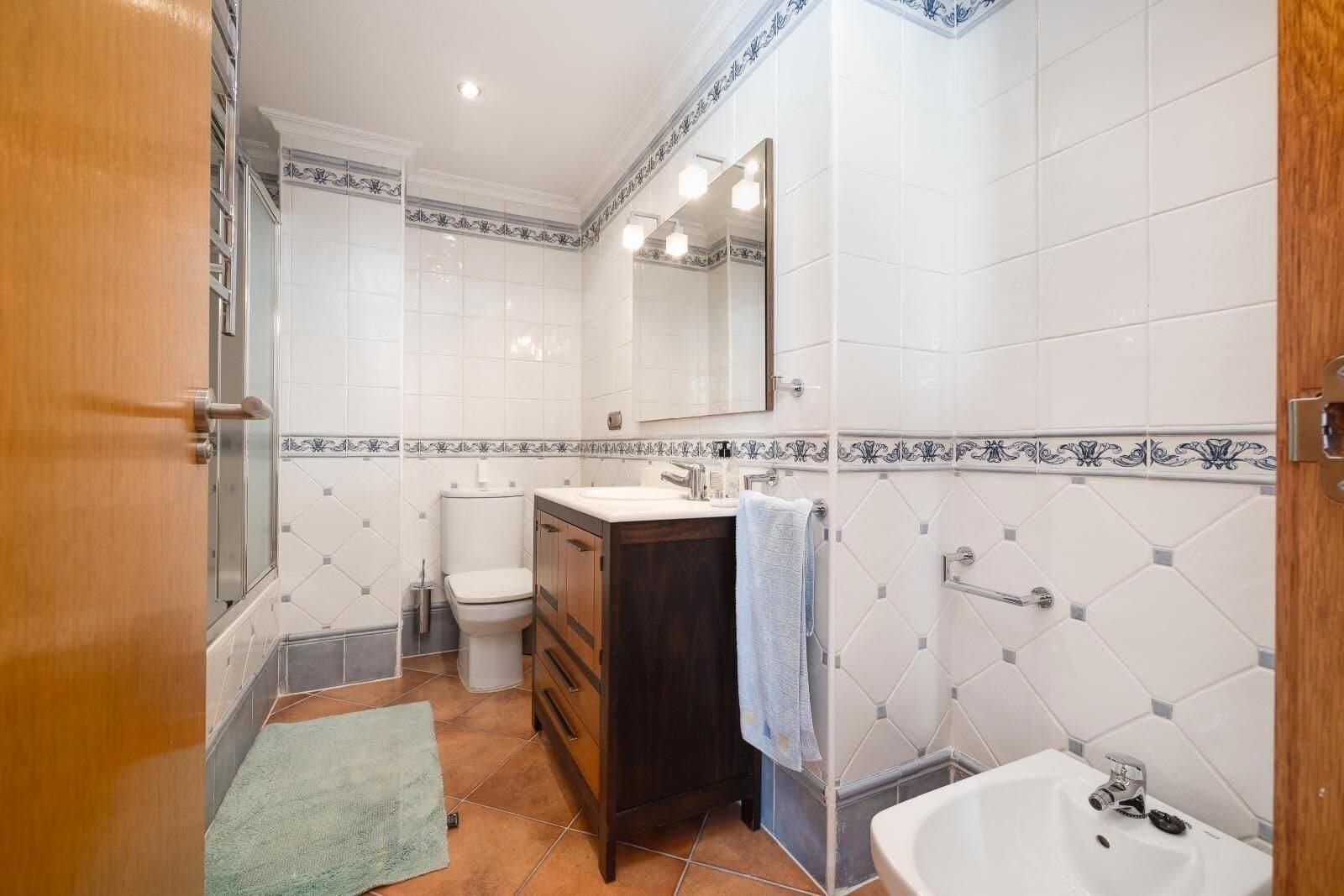 3-Bedroom Penthouse in Torrevieja, Torrevieja - 32