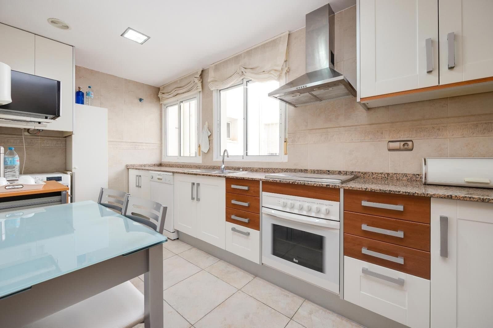 3-Bedroom Penthouse in Torrevieja, Torrevieja - 50