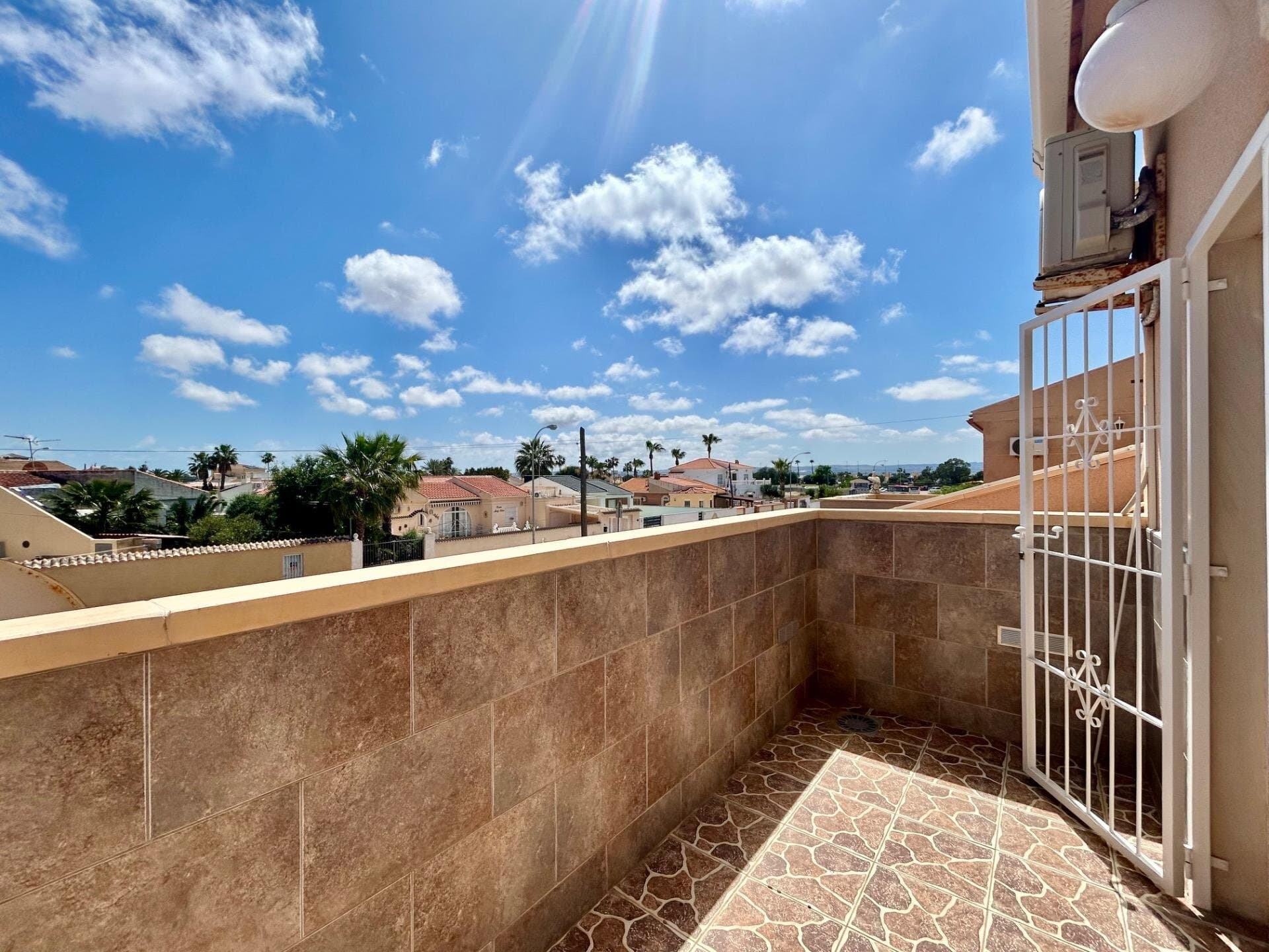 Villa de 3 Dormitorios en San Luis, Torrevieja - 27