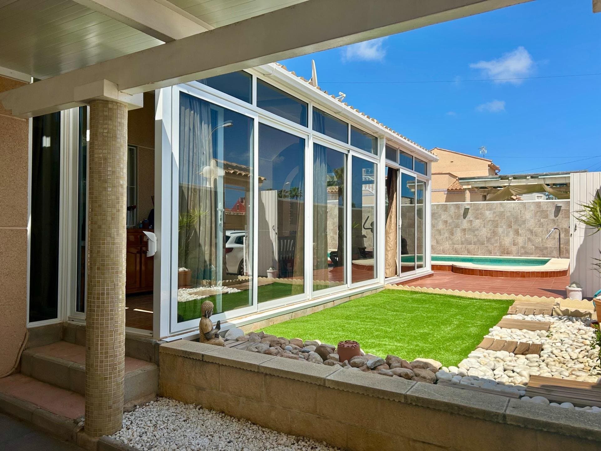 Villa de 3 Dormitorios en San Luis, Torrevieja - 9