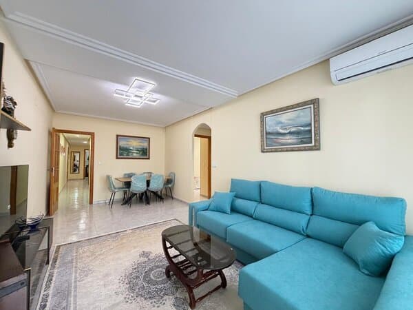 Appartement met 3 Slaapkamers in Playa del Cura, Torrevieja