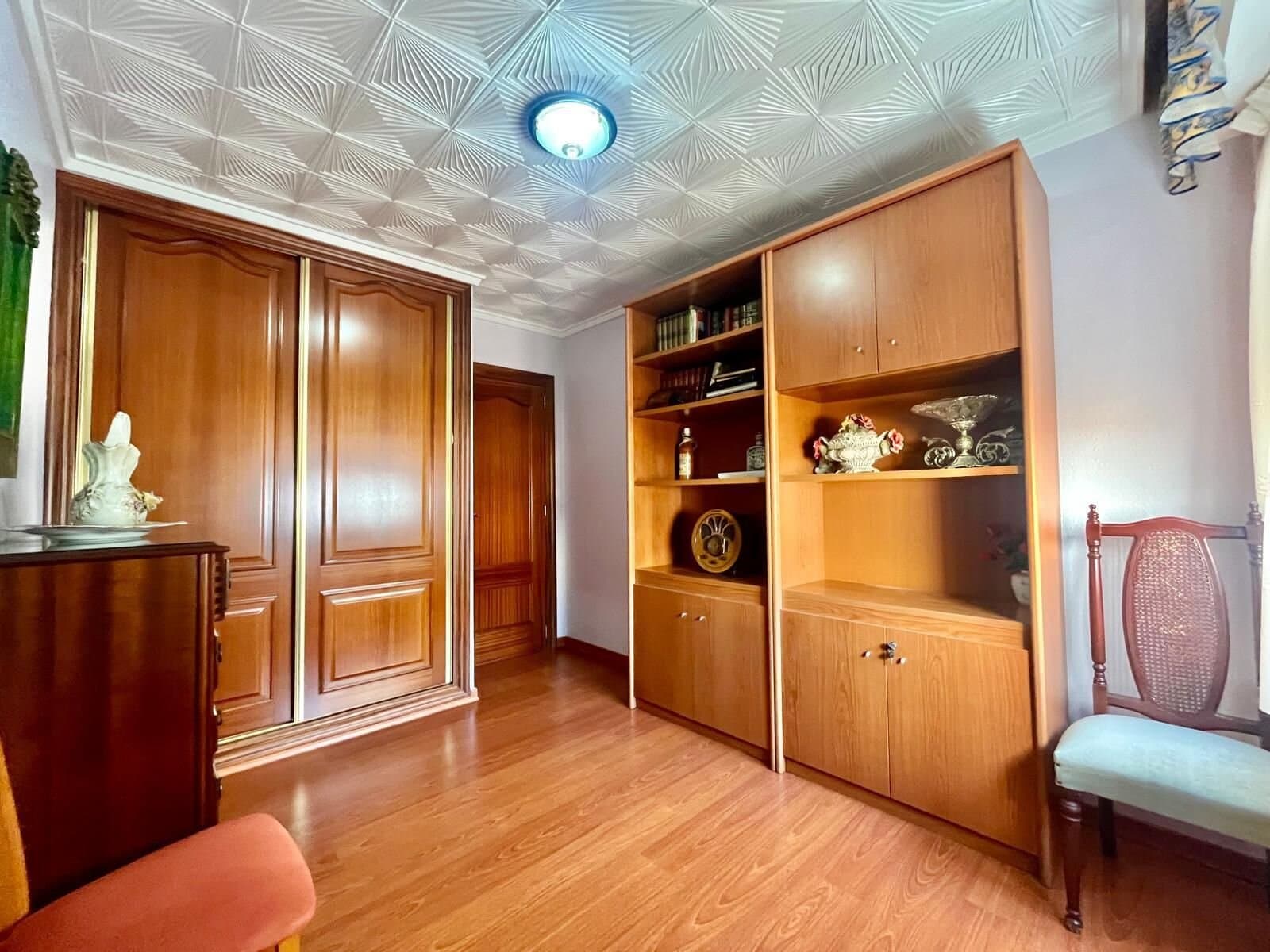 3-Bedroom Apartment in Torrevieja - 14