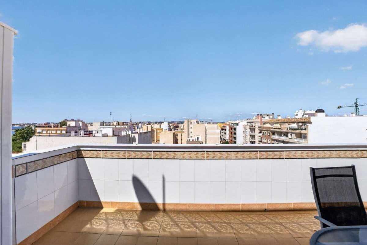 3-Bedroom Apartment in Centro, Torrevieja - 10