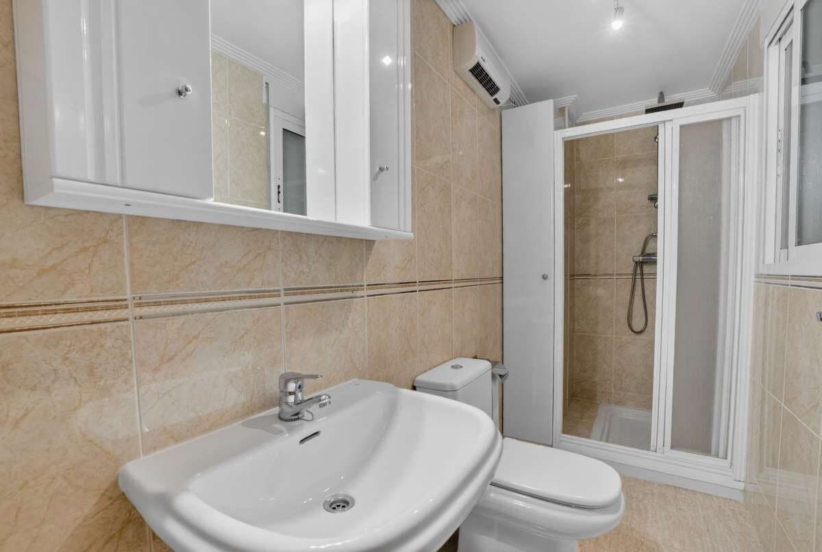 3-Bedroom Apartment in Centro, Torrevieja - 16