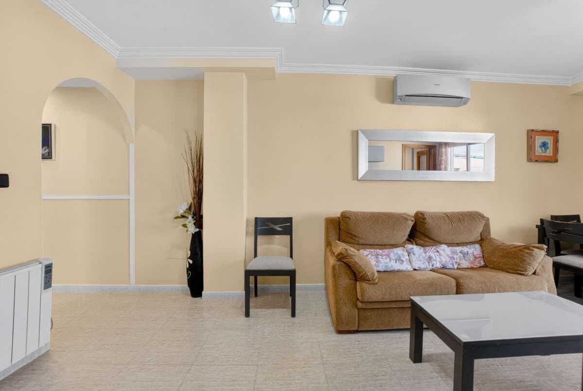 3-Bedroom Apartment in Centro, Torrevieja - 9