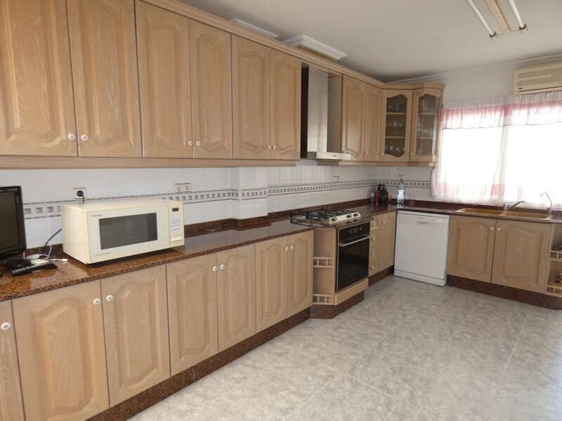 4-Bedroom Villa in Centro Urbano 2, Almoradi - 14