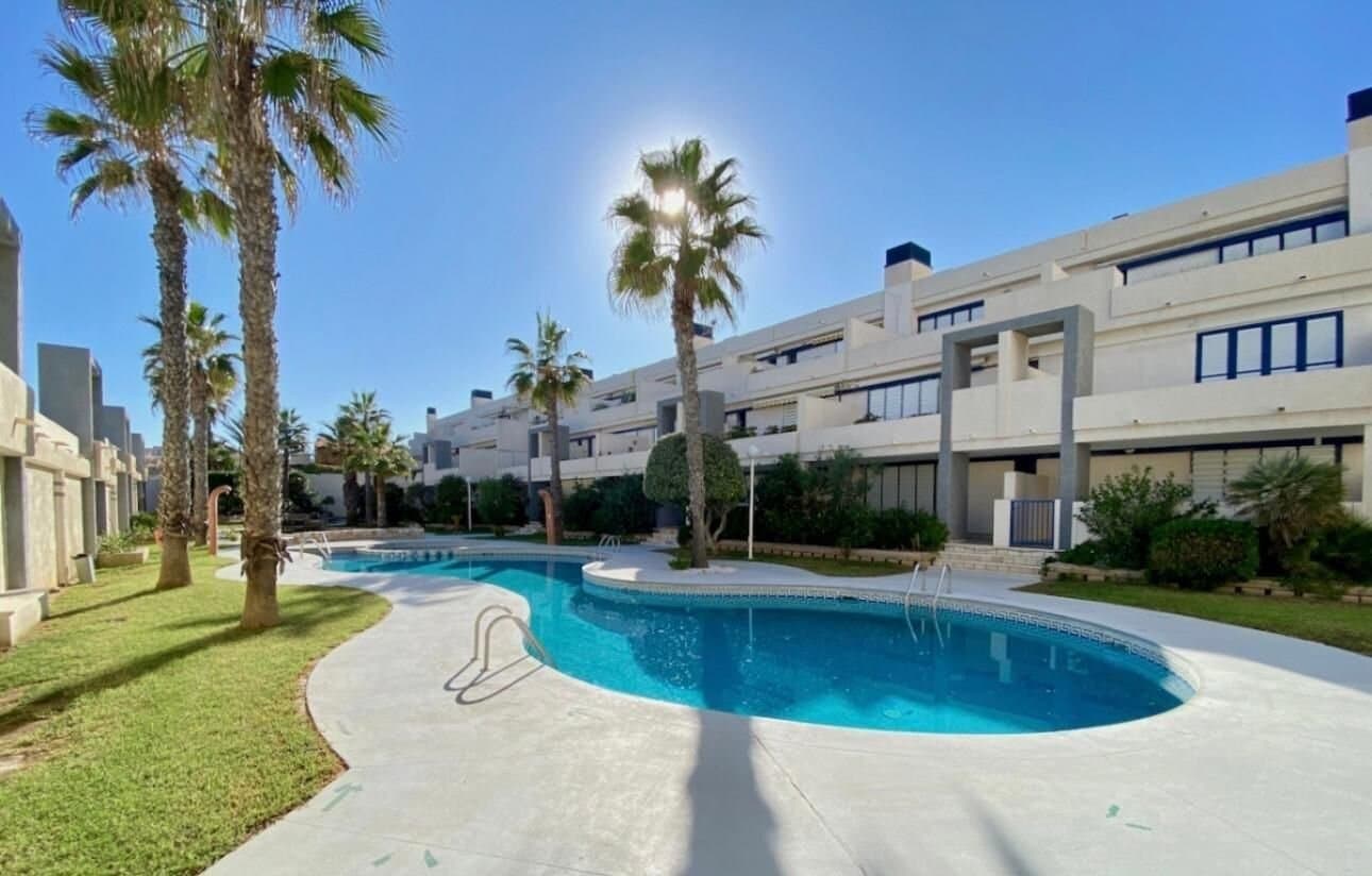 2-Bedroom Apartment in Torre la Mata, Torrevieja - 2