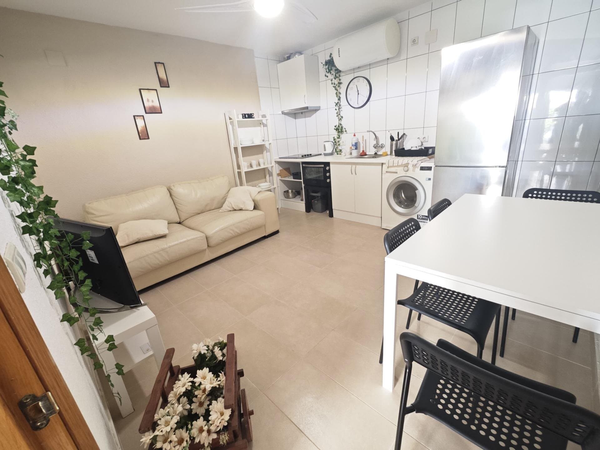 Bungalow met 2 Slaapkamers in Playa del Cura, Torrevieja - 2