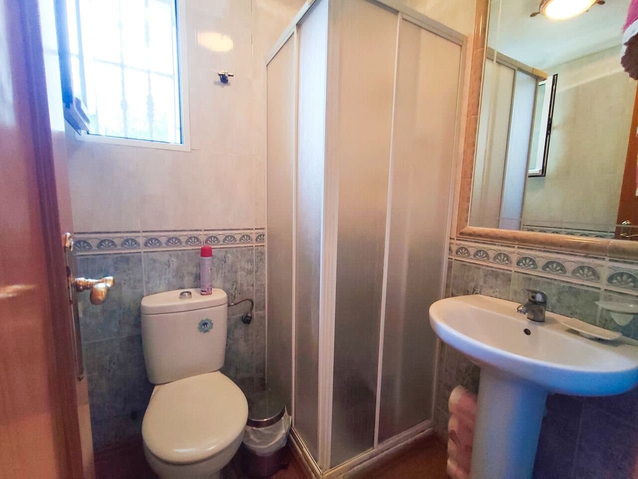 2-Bedroom Apartment in Lomas de Cabo Roig, Orihuela Costa - 12