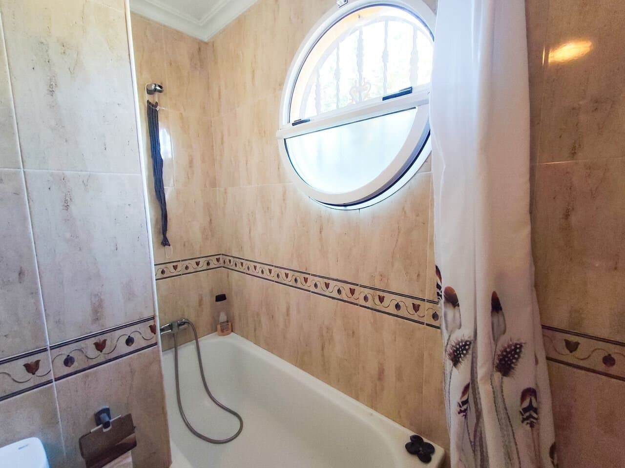 2-Bedroom Apartment in Lomas de Cabo Roig, Orihuela Costa - 17