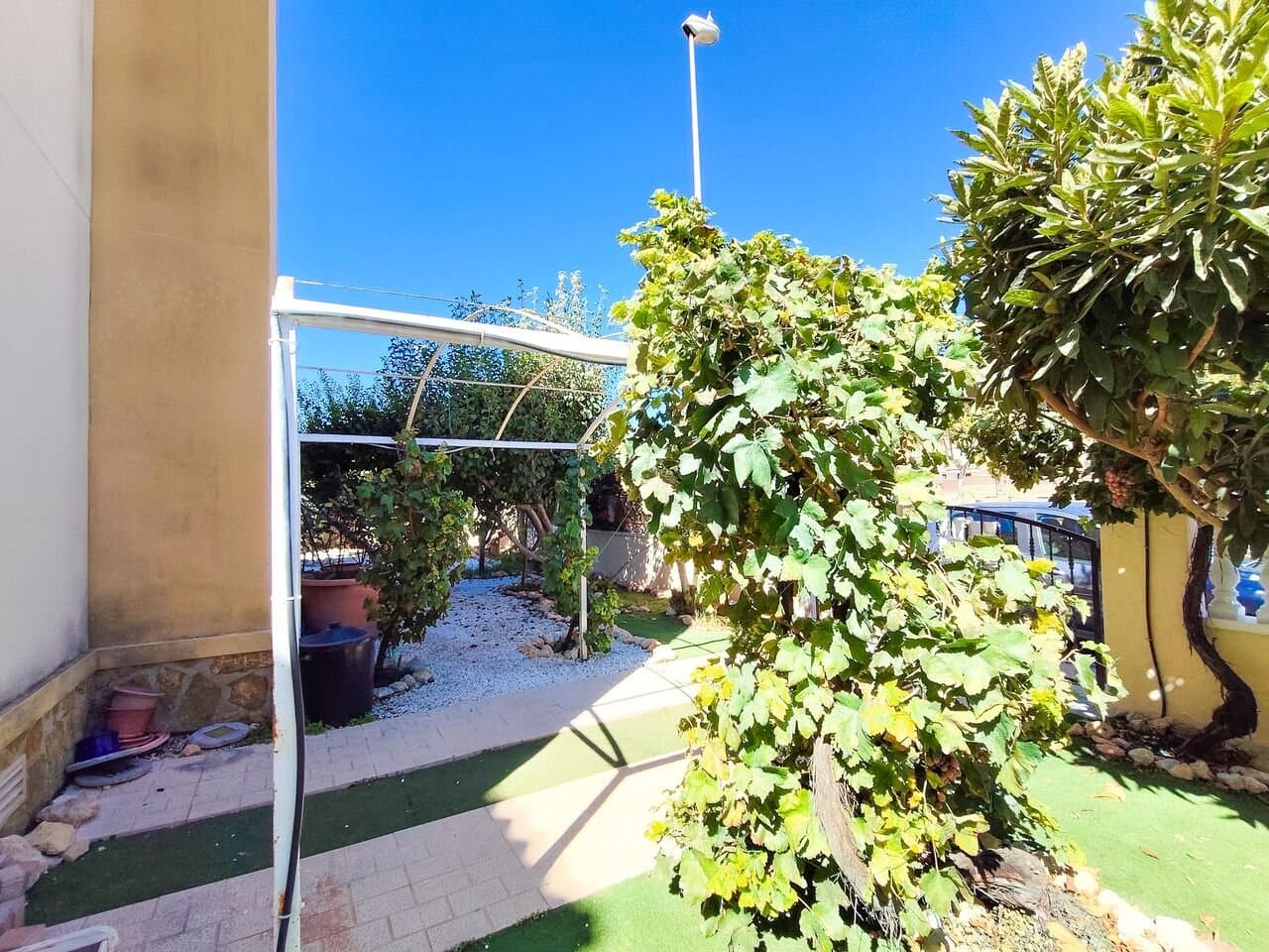 2-Bedroom Apartment in Lomas de Cabo Roig, Orihuela Costa - 26