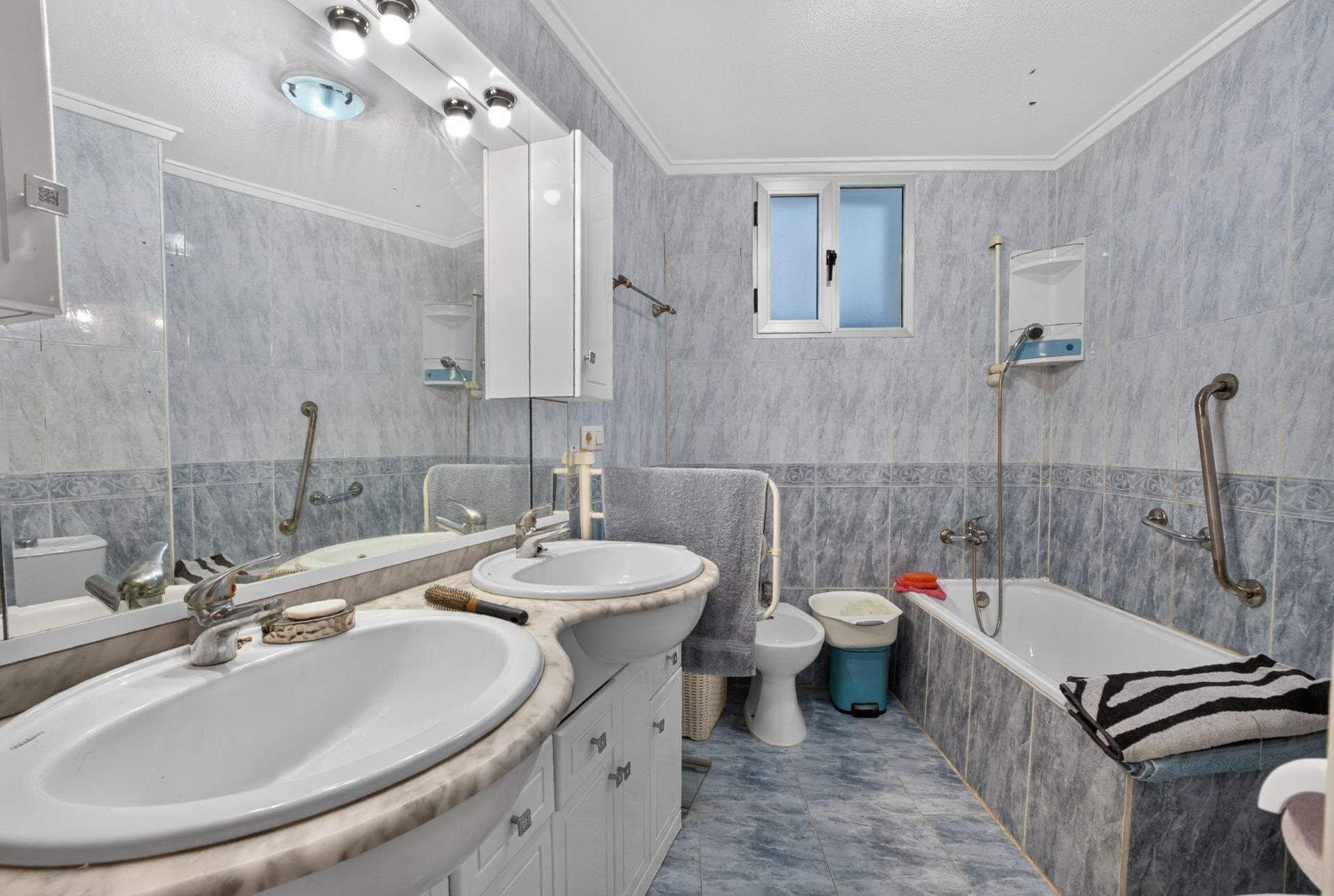Apartamento de 4 Dormitorios en Acequion, Torrevieja - 12