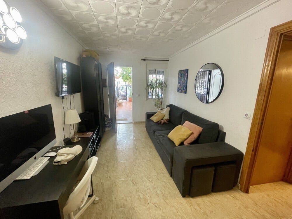2-Bedroom House in Torrevieja, Torrevieja - 11