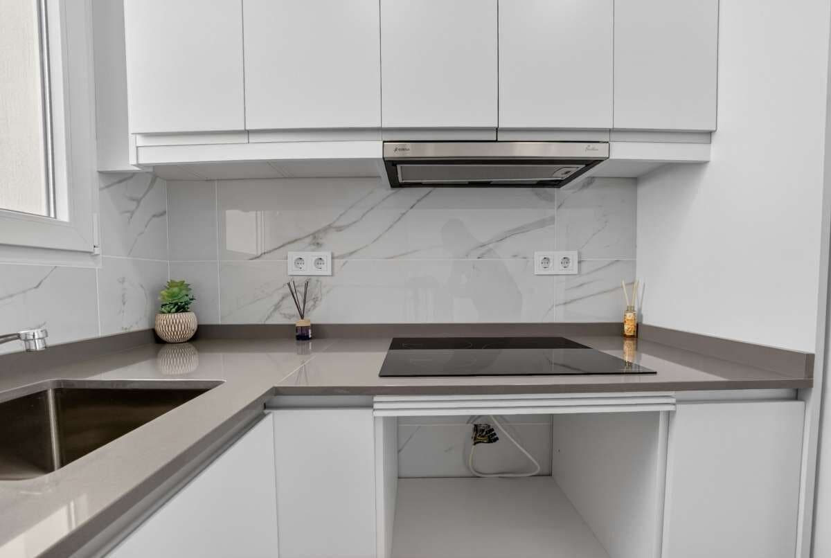 2-Bedroom Apartment in Centro, Torrevieja - 10
