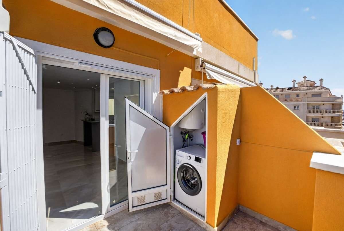 2-Bedroom Apartment in Centro, Torrevieja - 15