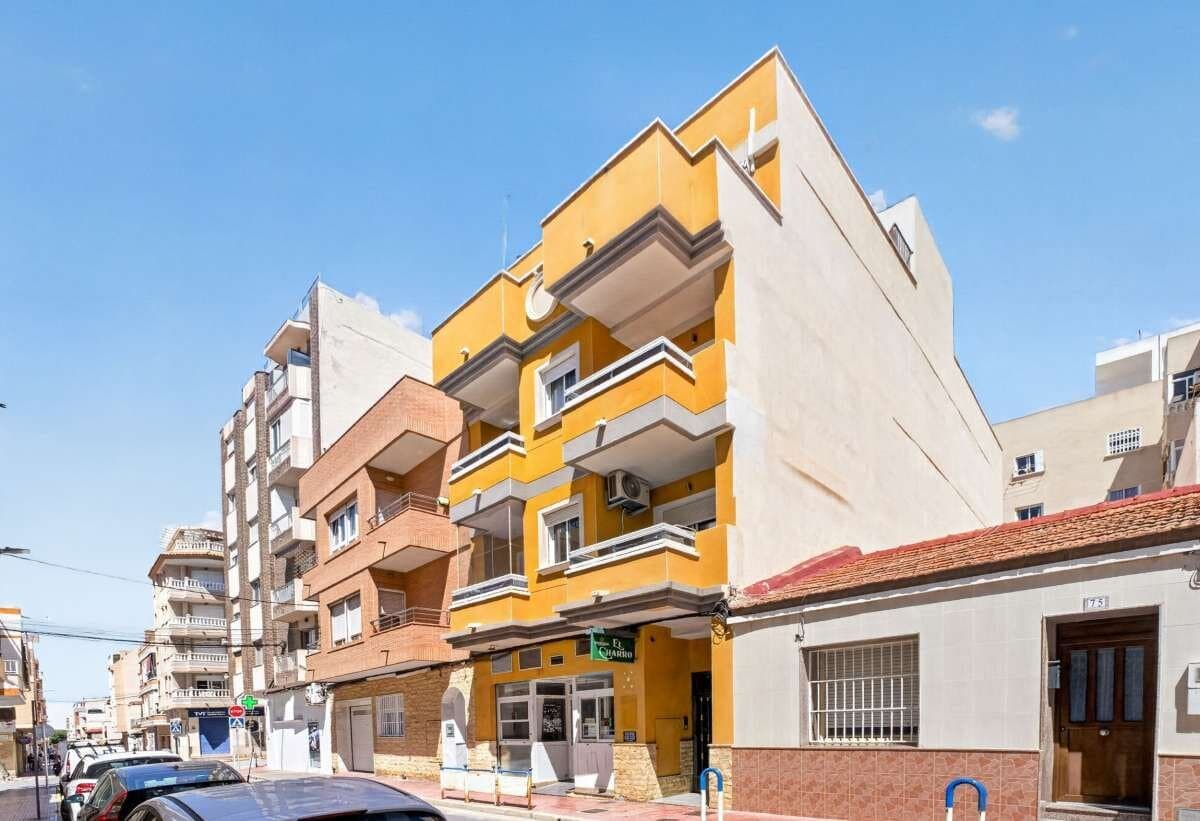 2-Bedroom Apartment in Centro, Torrevieja - 5
