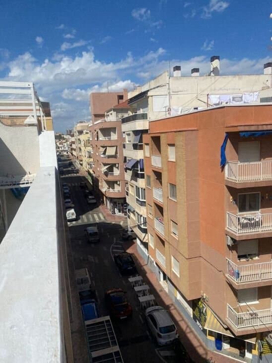 Ático de 1 Dormitorios en Habaneras, Torrevieja - 17