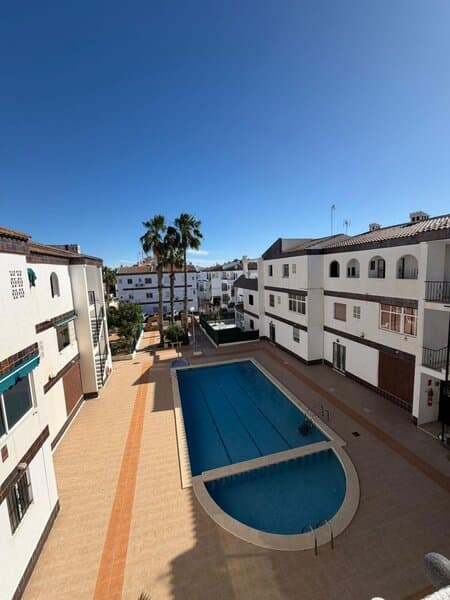 2-Bedroom Apartment in Punta Prima, Torrevieja