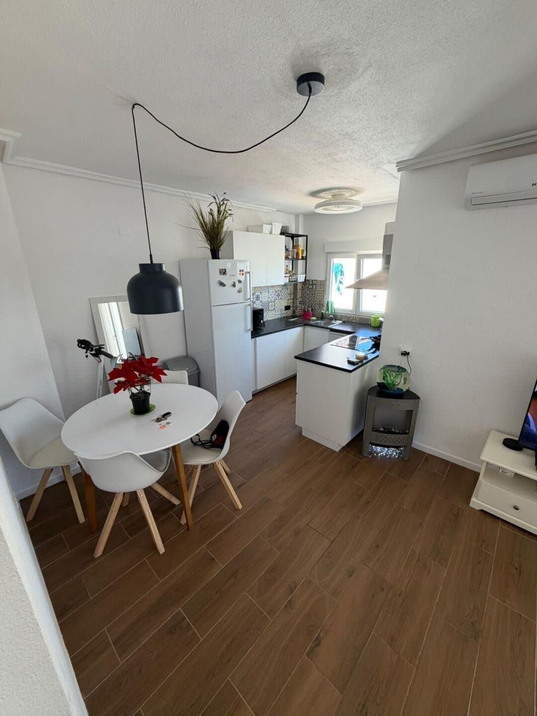 2-Bedroom Apartment in Punta Prima, Torrevieja - 3