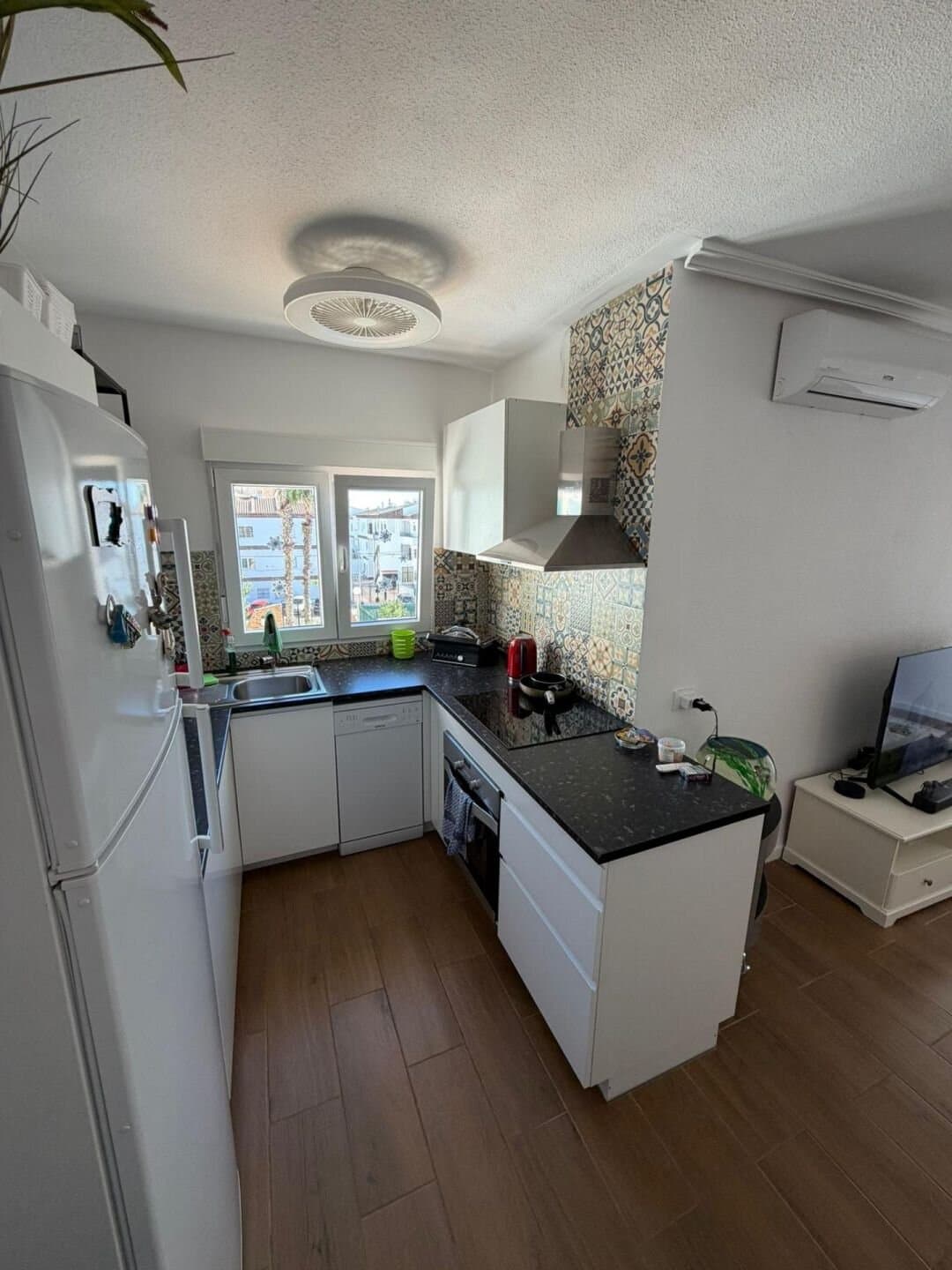 2-Bedroom Apartment in Punta Prima, Torrevieja - 5