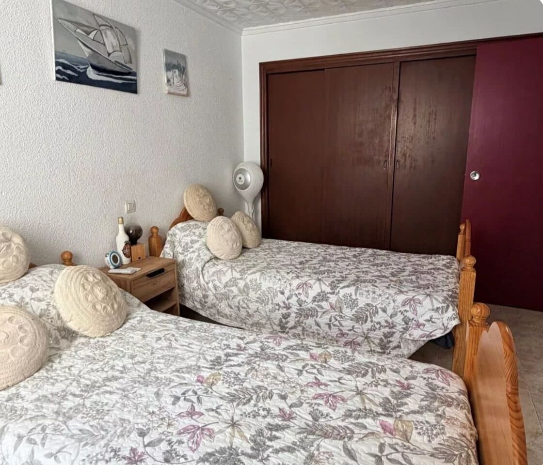 4-Bedroom Apartment in Las Filipinas, Orihuela Costa - 23