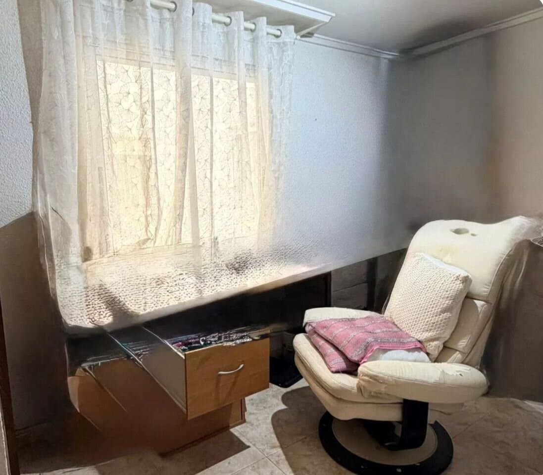 4-Bedroom Apartment in Las Filipinas, Orihuela Costa - 30