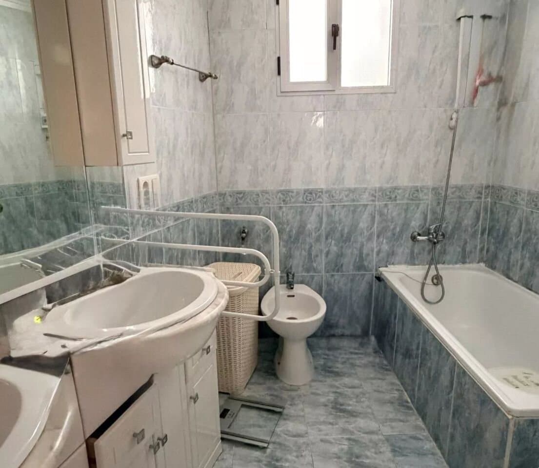 4-Bedroom Apartment in Las Filipinas, Orihuela Costa - 31