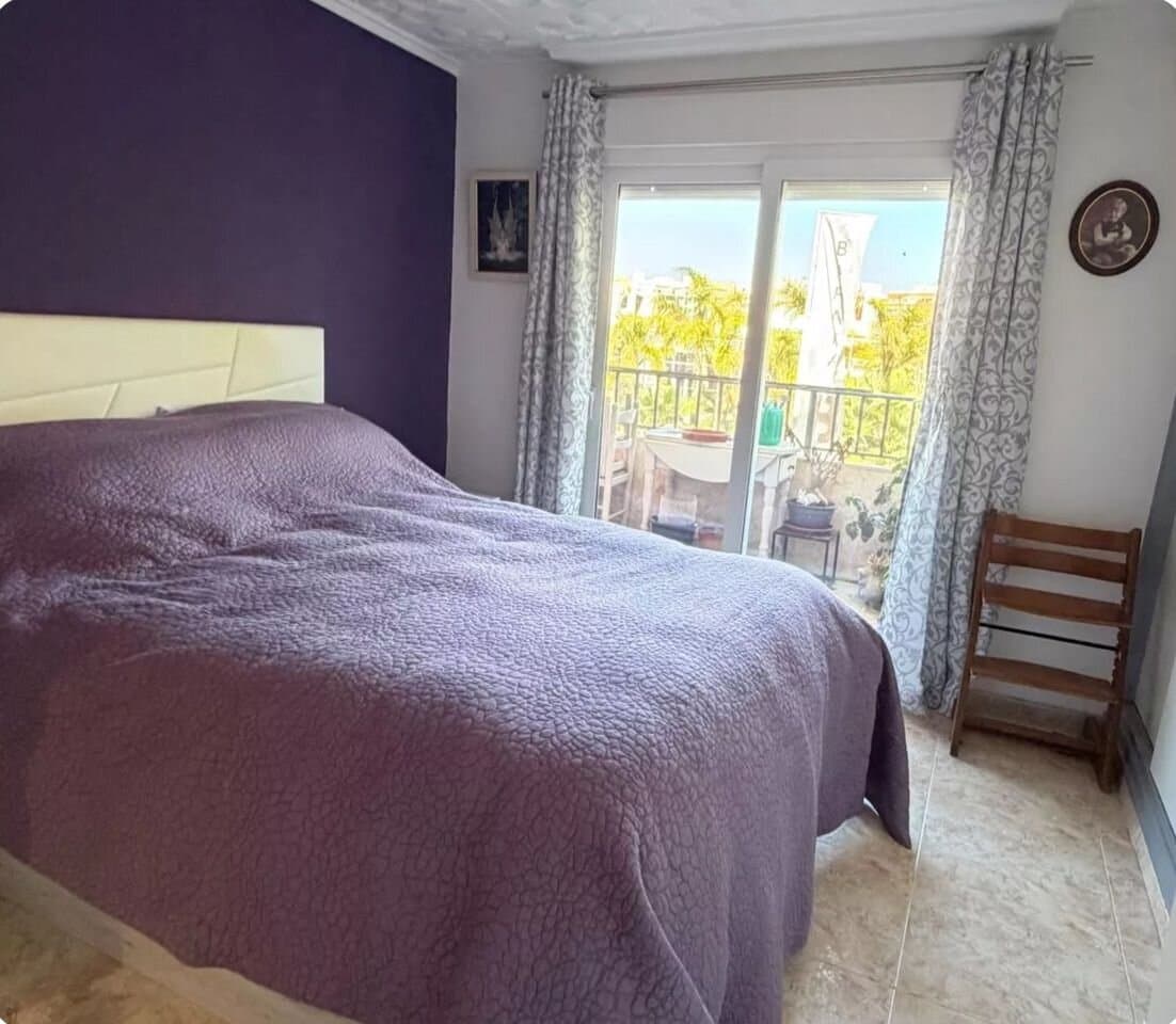 4-Bedroom Apartment in Las Filipinas, Orihuela Costa - 32