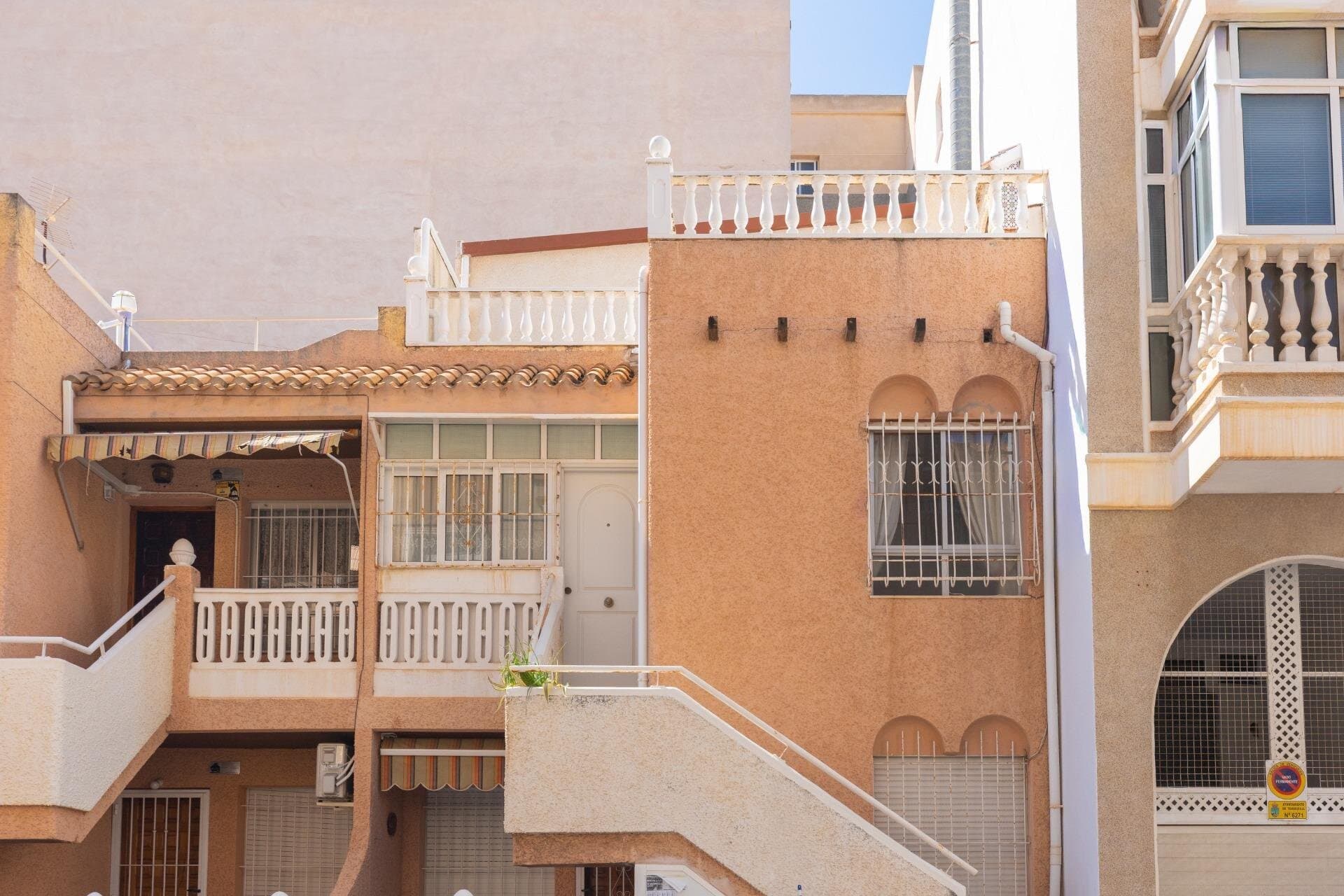 3-Bedroom Bungalow in Torrevieja - 2