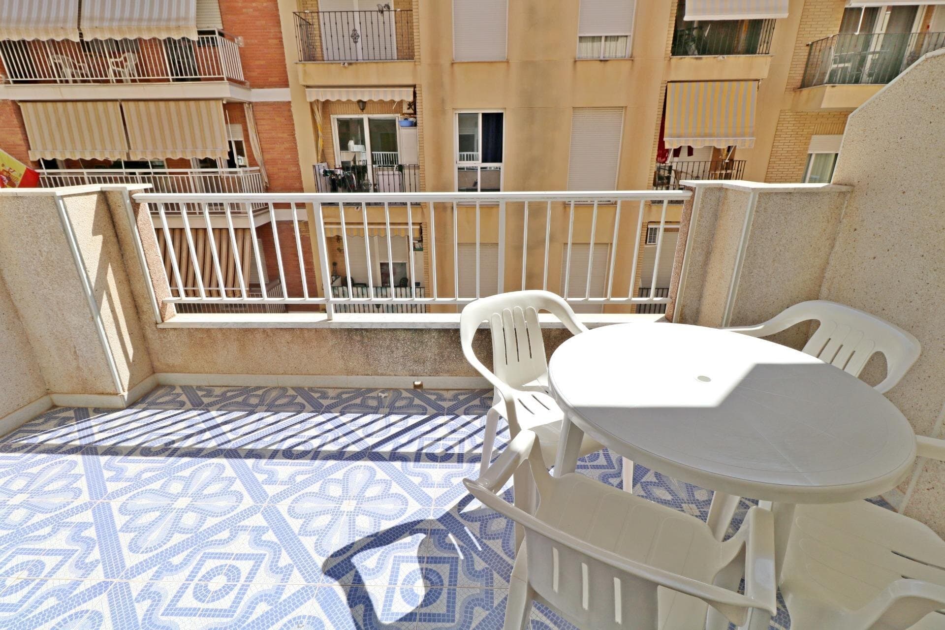 2-Bedroom Apartment in Paseo Maritimo, Torrevieja - 2