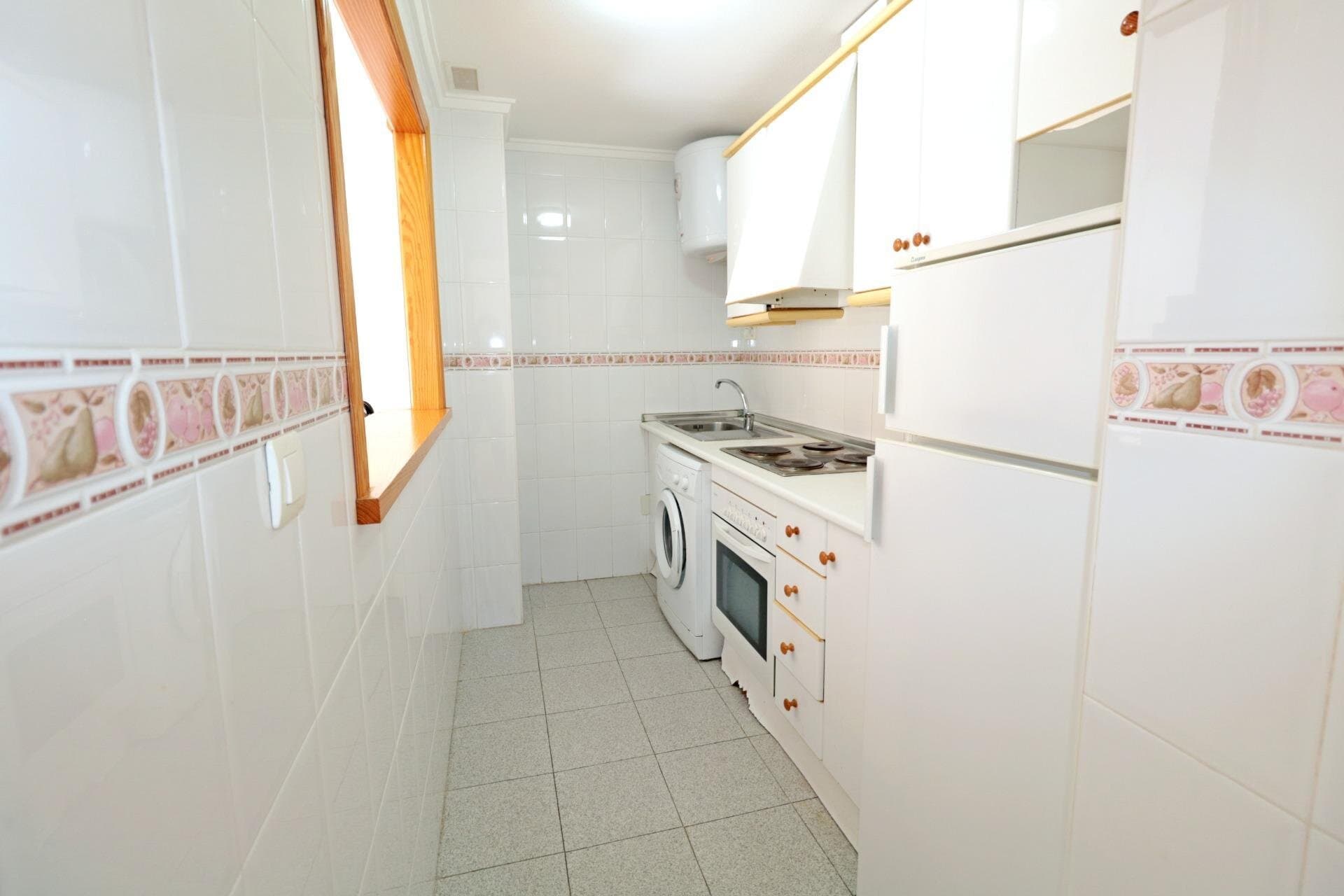 2-Bedroom Apartment in Paseo Maritimo, Torrevieja - 8